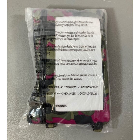 Lug Peekaboo Camo Orchid Unisex Crossbody Bag in Pink Canvas with Camouflage Pat - Picture 3 of 8